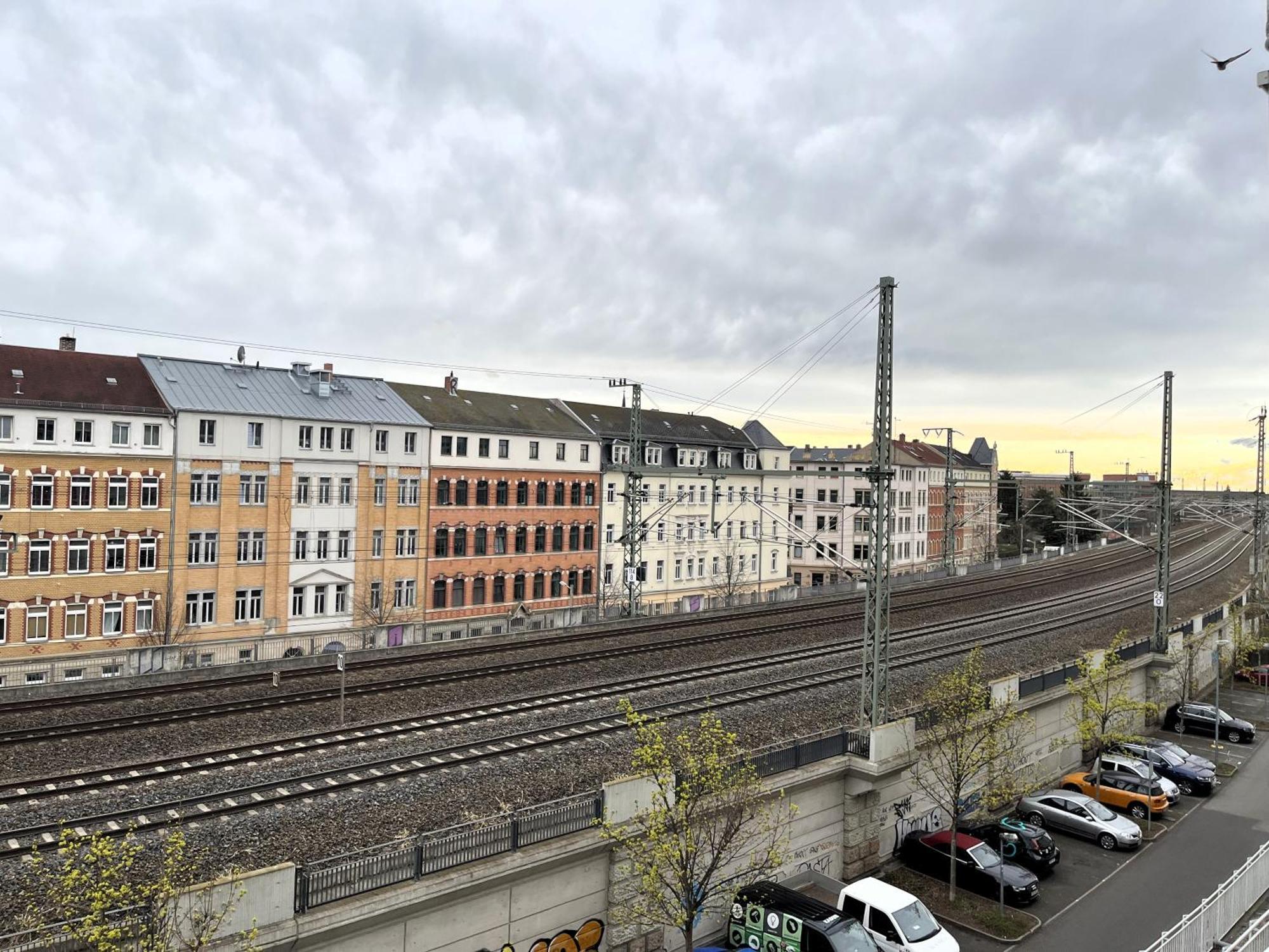 Wohnperle Neustadt - Zentral, Kostenloser Parkplatz, Lift, Klimaanlage Dresden Exteriör bild